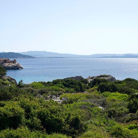 Blu Baita La Maddalena  Luaran gambar