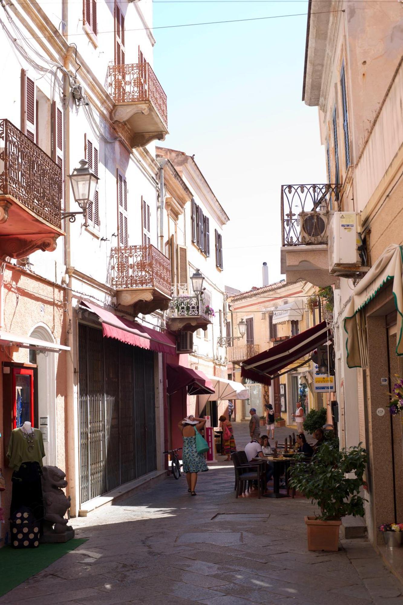 Blu Baita La Maddalena  Luaran gambar