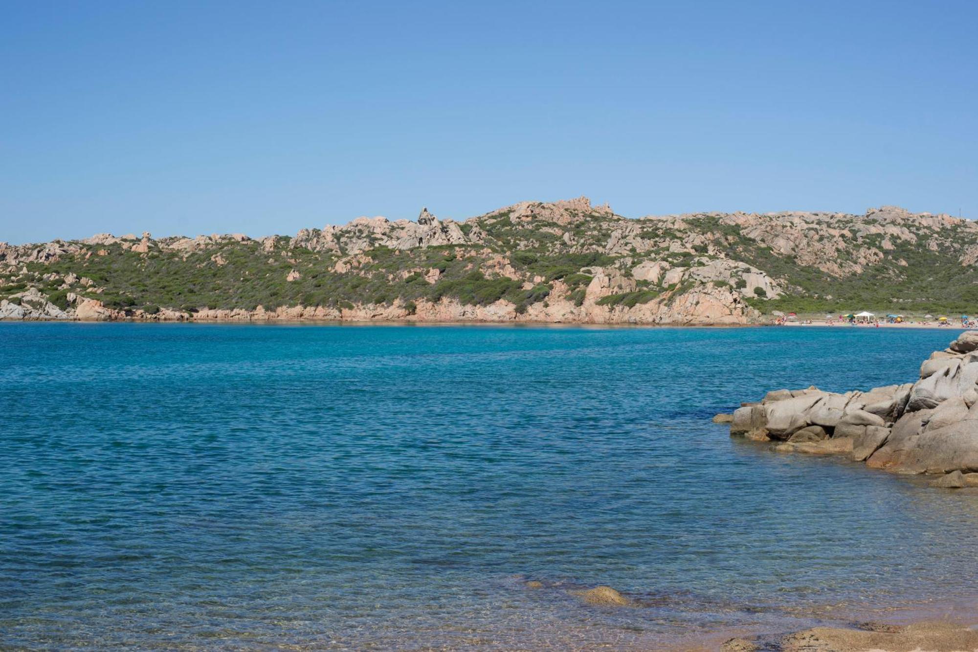 Blu Baita La Maddalena  Luaran gambar
