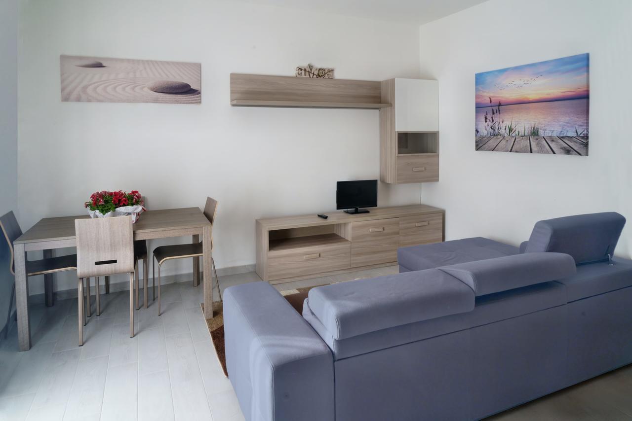 Blu Baita La Maddalena  Luaran gambar